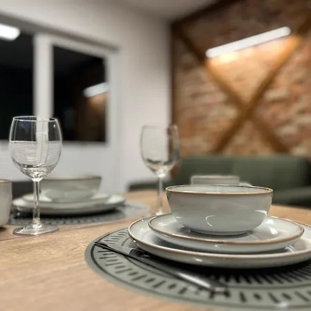 Pod Palmami 公寓 赫尔